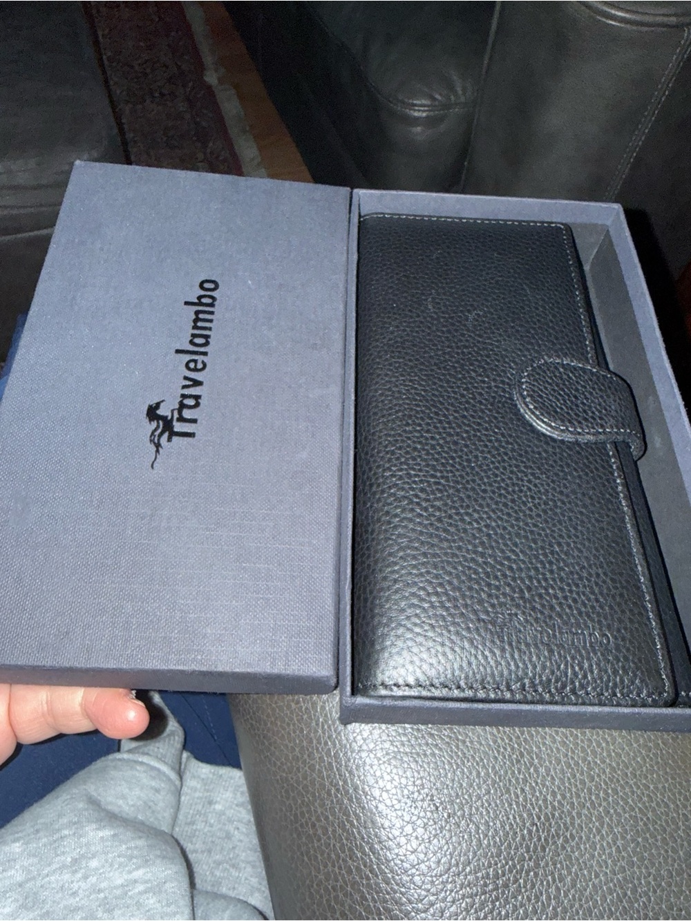 Travelambo Women’s Black Leather Wallet with Snap Closure